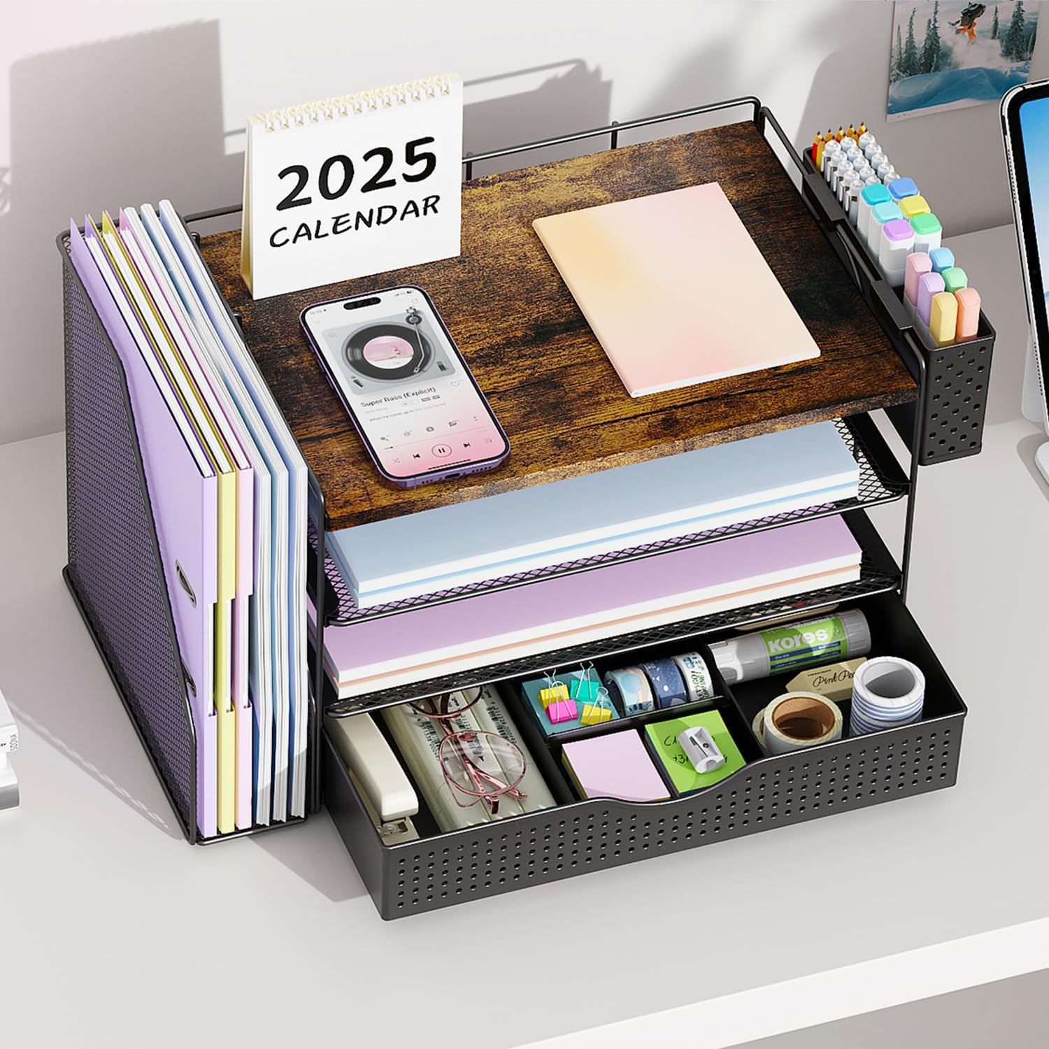 Work Smarter Starts With a Clean Desk 🌿