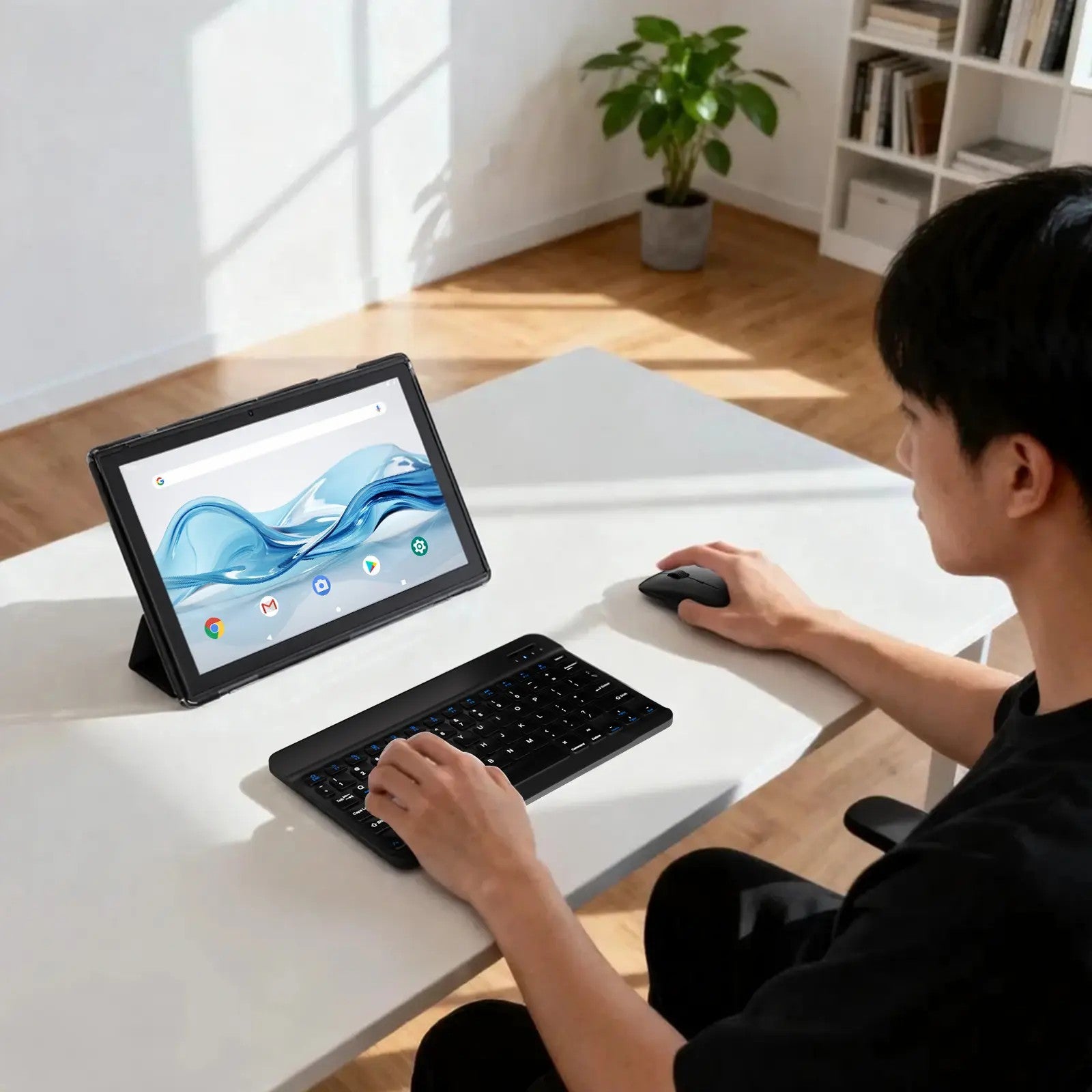 10.1" Android Tablet with Keyboard, Mouse & Stylus